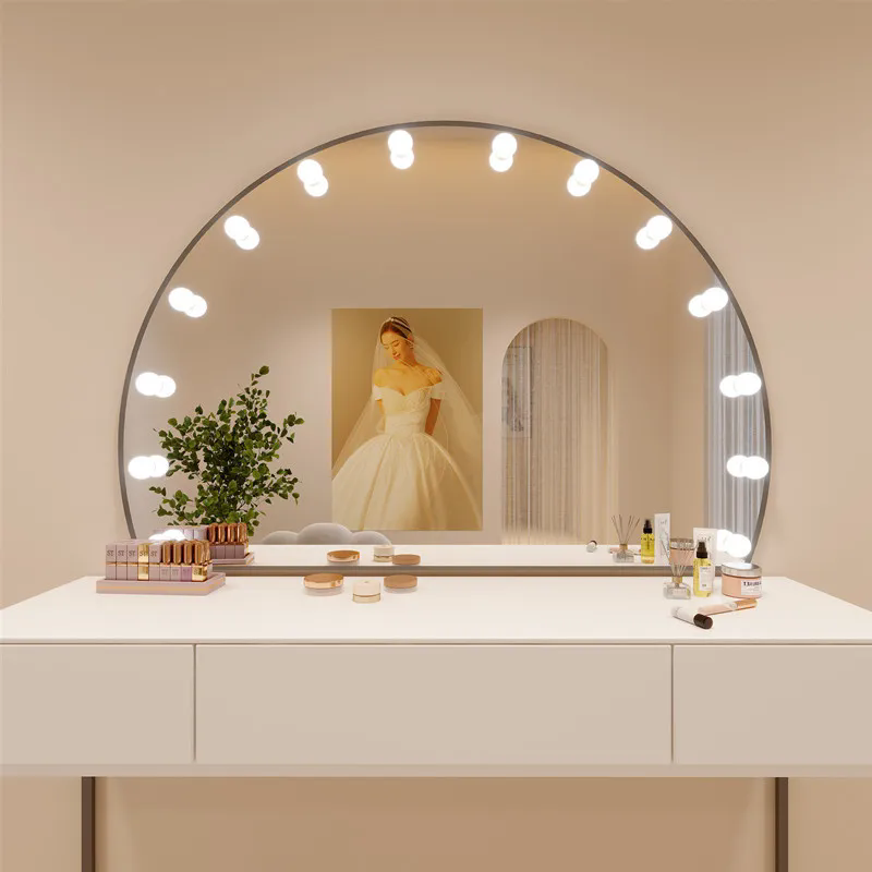 Wedding Dress - Fotostudio make-up spiegel bruidsmodezaak kaptafel beautysalon