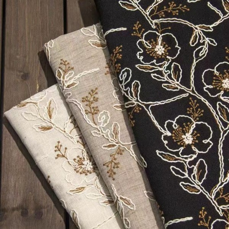 Geborduurde tule kantbies stof - Lace Dress recensie en prijs