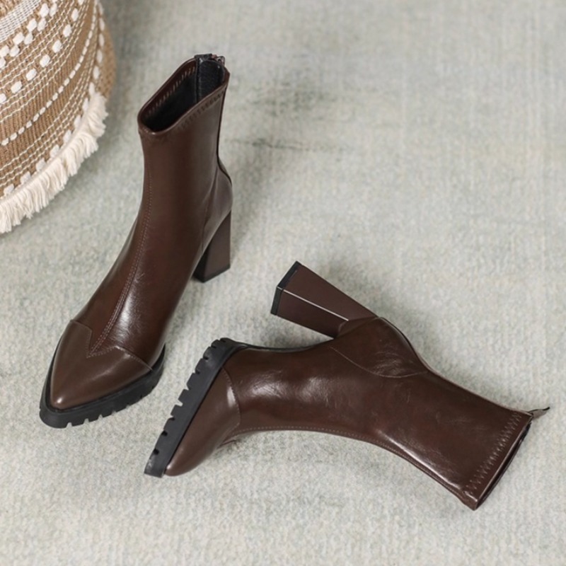 Franse strakke laarzen met pun - Pump Heel Block recensie en prijs