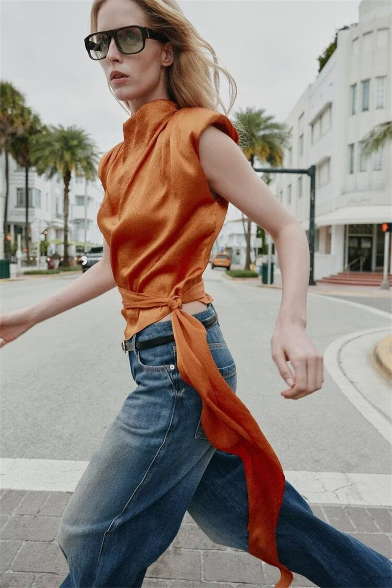 Satijnen mouwloze crop top met - Silk Blouse recensie en prijs
