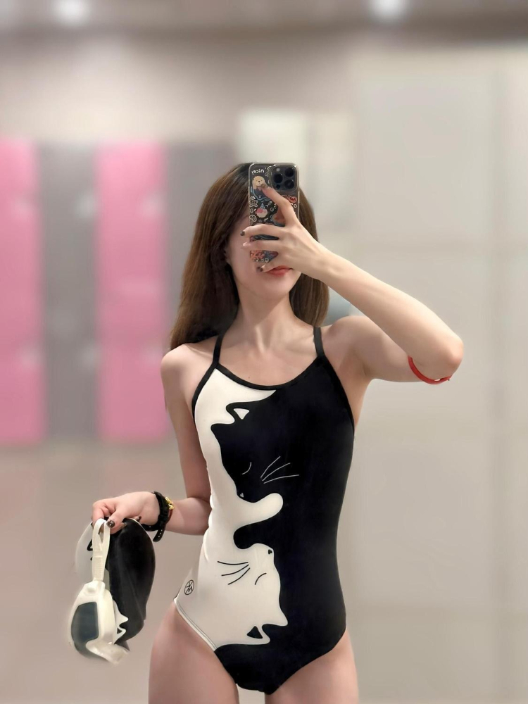 Zwart-wit kittenprint damesbad - Womens Suit recensie en prijs